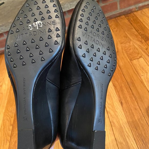 Adrienne Vittadini Black Leather Wedge Ankle Boot 9.5 w/ side zip - Picture 3 of 5